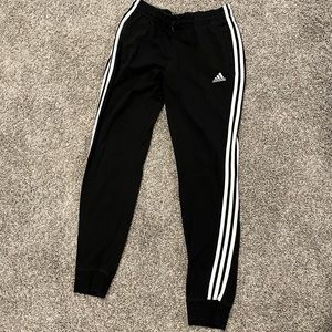 Women’s adidas sweats size medium